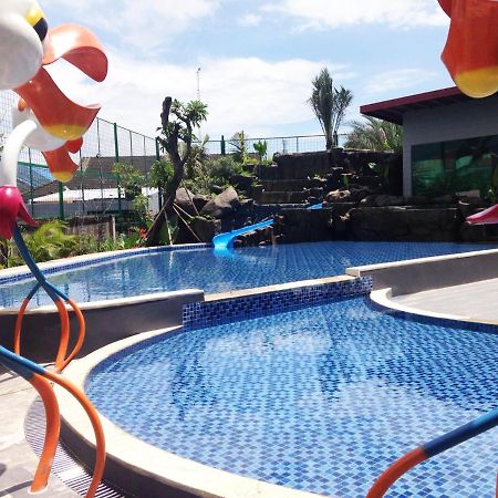 Maxonehotels At Resort Μακασάρ Εξωτερικό φωτογραφία