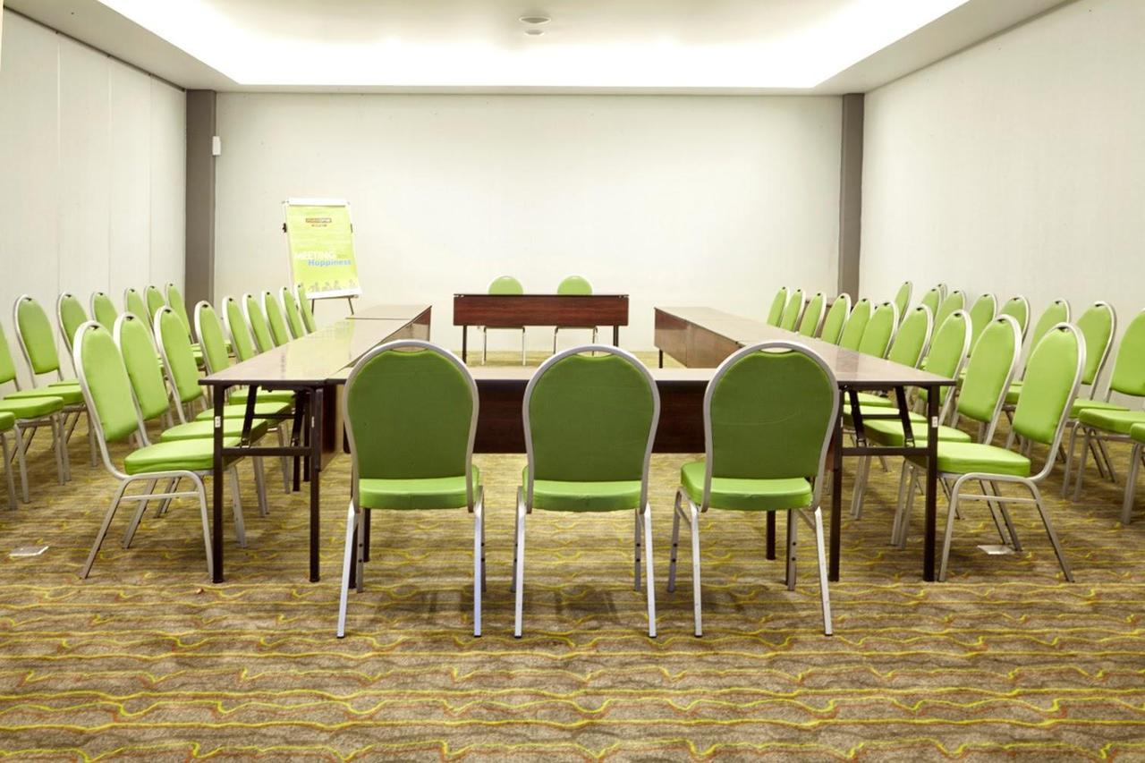 Maxonehotels At Resort Μακασάρ Εξωτερικό φωτογραφία