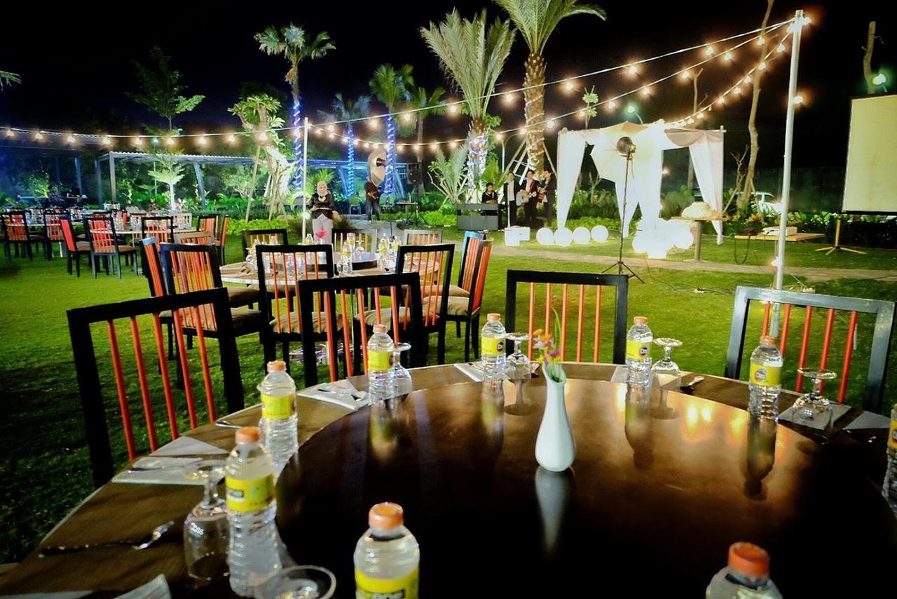 Maxonehotels At Resort Μακασάρ Εξωτερικό φωτογραφία