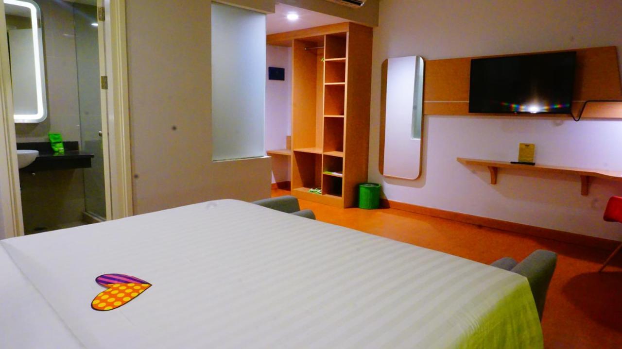 Maxonehotels At Resort Μακασάρ Εξωτερικό φωτογραφία
